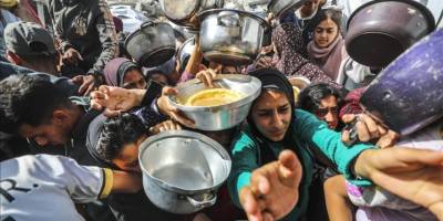 UNRWA: İsrail'in gıda ve insani yardımları silah olarak kullandığı Gazze'de "açlık ve çaresizlik" yayılıyor  