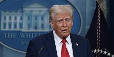 Trump'a, Çin'e uyguladığı gümrük vergilerinden dolayı dava açıldı  