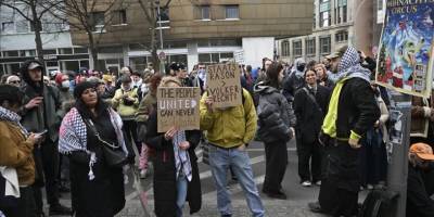 Berlin’de 4 Filistin aktivistinin sınır dışı edilmek istenmesine karşı gösteri yapıldı
