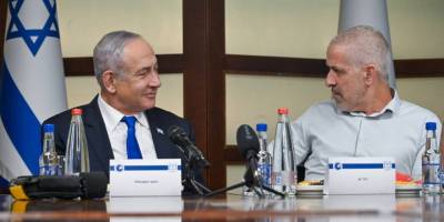 İşgalci İsrail'de generallerin savaşı şiddetleniyor