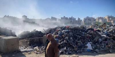 Gazze'de 175 bin ton çöp sokaklarda