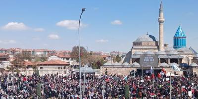 Konya'da binlerce müslüman Gazze için yürüdü: Gazze ölüyor, ayağa kalk!