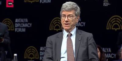 Avrasyacı Jeffrey Sachs’ın Antalya Diplomasi Forumu’nda ne işi var?