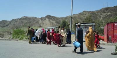 Pakistan yönetimi 11 günde 40 bin Afgan'ı sınır dışı etti