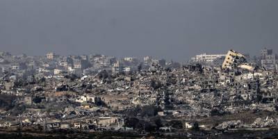 Katil İsrail'in Gazze'ye bugün düzenlediği saldırılarda ölenlerin sayısı 13'e yükseldi