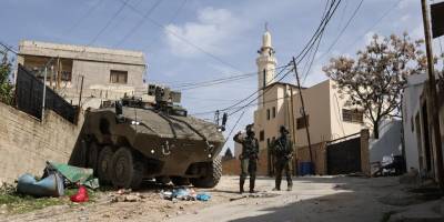 Siyonistler Filistinli genci sokak ortasında katletti