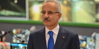 Bakan Uraloğlu açıkladı: Suriye'ye internet desteği sağlanacak  