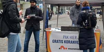 Hollanda'da 'Kral Günü'nde 23 kişi İslam'ı seçti