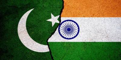 Pakistan Savunma Bakanı'ndan Hindistan'a uyarı: 'Su bizim kırmızı çizgimizdir'