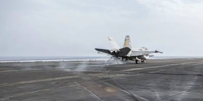 Kızıldeniz'de bir ABD savaş jeti daha denize düştü