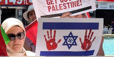 Gazze soykırımı Antalya’da protesto edildi