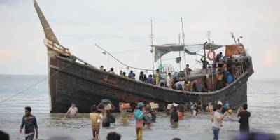 Hindistan'ın kırk Rohingyalı mülteciyi denize attığı iddia edildi