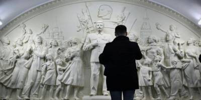 Moskova’da yeni Stalin heykeli: Rusya geçmişi yeniden mi yazıyor?