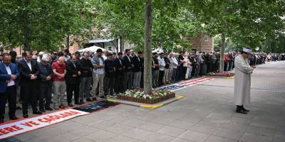 Katil İsrail’in şehit ettiği İHH görevlileri için Ankara'da gıyabi cenaze namazı kılındı