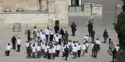 Yüzlerce işgalci Yahudi, Mescid-i Aksa'ya baskın düzenledi