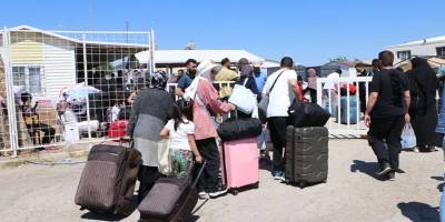 Suriyelilerin Baas rejimi sonrası ülkelerine dönüşü bayram öncesi hız kazandı