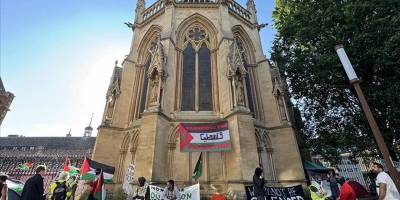 Cambridge akademisyenleri, dijital kaynakların Gazzeli öğrencilere açılmasını istiyor