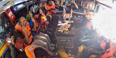 İşgalci İsrail Madleen gemisinden alıkonulan 8 aktiviste "gözaltı kararı" verdi