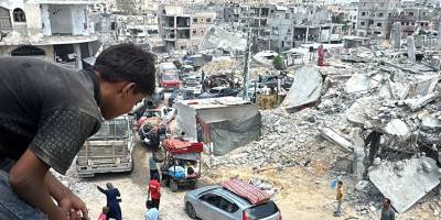 Gazze'de internet ve iletişim tamamen kesildi