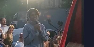 Madleen gemisinin Fransız aktivistlerinden AP üyesi Hassan, Paris'te coşkuyla karşılandı