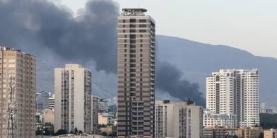 Katil İsrail, İran devlet televizyonunu vurdu