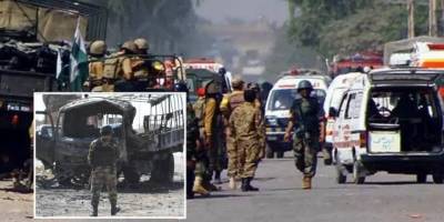 Pakistan'ın Hayber Pahtunhva eyaletinde düzenlenen bombalı saldırıda 13 asker öldü