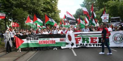Avusturya'da Filistin'e destek gösterisi
