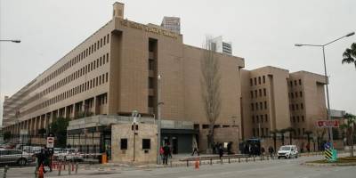 İzmir Büyükşehir Belediyesine yönelik yolsuzluk soruşturmasında gözaltı sayısı 130'a yükseldi