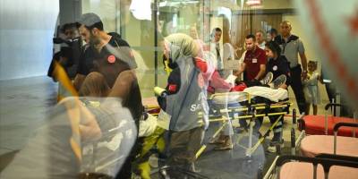 Gazze'den tedavi için Türkiye'ye 4 yaralı getirildi