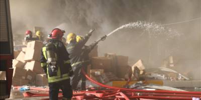 Irak'ta bir alışveriş merkezinde çıkan yangında yaklaşık 50 kişi hayatını kaybetti