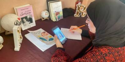 Bombalar yağmur gibi yağarken bir roman yazmak