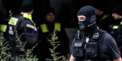 Berlin'de neşid paylaşımı yapan 23 genç gözaltına alındı