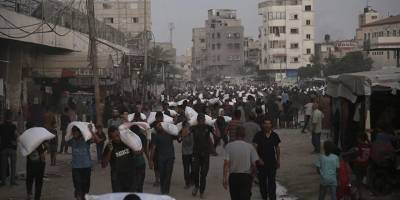 Gazze'nin haftada 500 bin'den fazla un torbasına ihtiyacı var