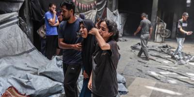 İngiliz doktor: İsrail genç erkekleri kasten hedef alıyor