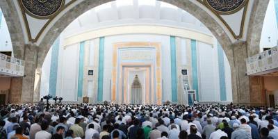 Cuma hutbesinde bu hafta: 'Özgürlük' ve 'çağdaşlık' adı altında çıplaklık özendiriliyor