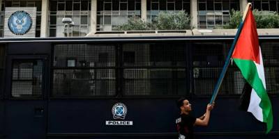 İşgal rejimi Yunanistan'daki büyükelçilik personellerini geri çekti