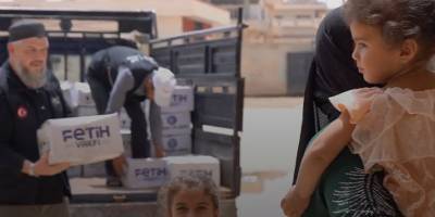 Fetih Vakfı ve Özgür-Der Süveydalı ailelere temizlik seti dağıttı