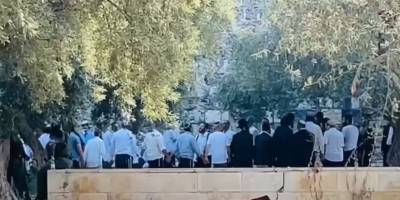 Mescid-i Aksa'ya baskın düzenleyen Yahudiler toplu ayin gerçekleştirdi