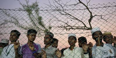 Hindistan, Rohingya mültecilerini denize attı iddiası