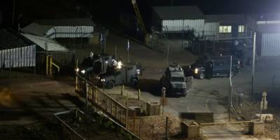 Katil İsrail askerleri El Halil Belediye Başkanı da dahil çok sayıda Filistinliyi gözaltına aldı