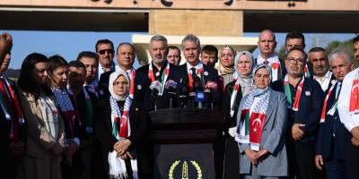 AK Parti heyeti Refah’ta dünyaya seslendi: Gazze yalnız değildir