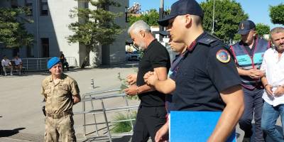 Eski Manavgat Belediye Başkanı Sözen ile kardeşi tutuklandı