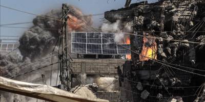 İsrail, Gazze'de son 4 günde UNRWA'ya bağlı 10 binayı vurdu