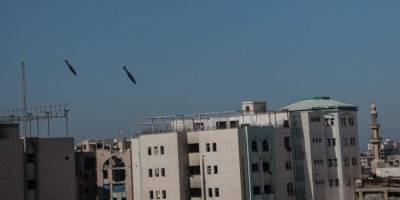 Siyonist rejim Kudüs Hastanesi çevresini hedef aldı