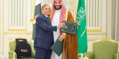 Pakistan ve Suudi Arabistan'dan savunma anlaşması