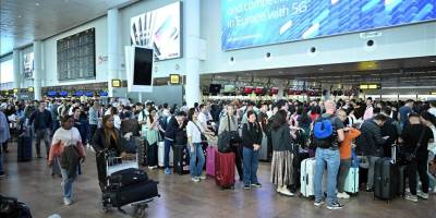 Siber saldırı nedeniyle Avrupa'nın büyük havalimanlarında aksaklıklar devam ediyor