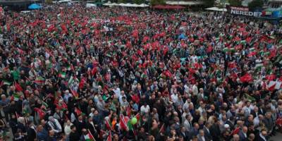 Kocaeli'de binlerce kişi Gazze ve Sumud Filosu için yürüdü