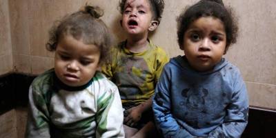 Ateşkes görüşmelerinin gölgesinde  Gazzeli çocuklar katlediliyor