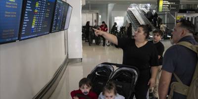 ABD'de hükümetin kapanmasıyla artan personel yetersizliği nedeniyle 9 binden fazla uçuş ertelendi