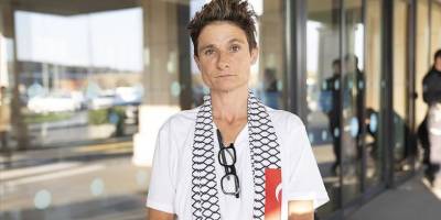 İsrail tarafından alıkonulan İsviçreli aktivist Rochard, maruz kaldığı kötü muameleyi anlattı